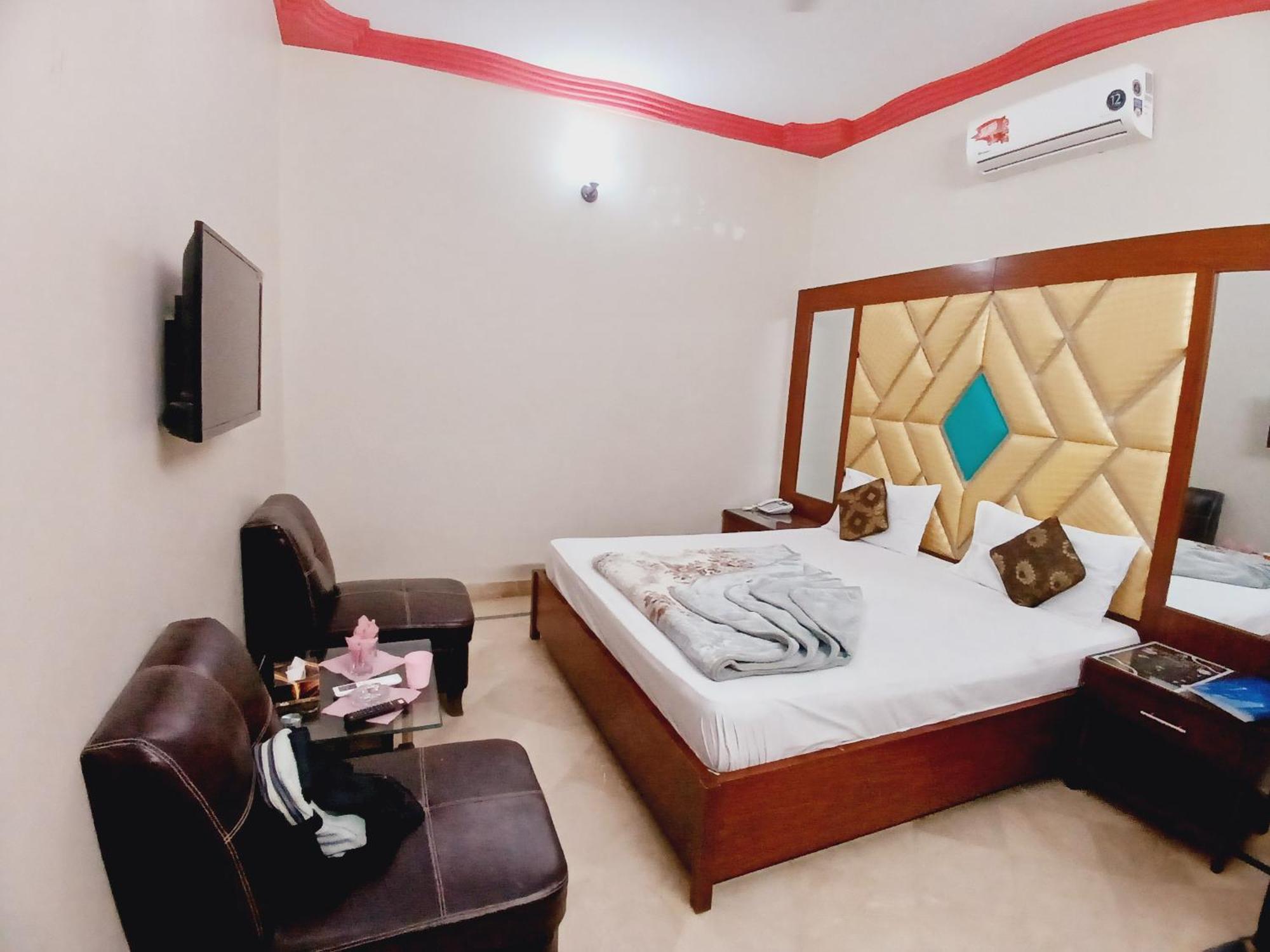 Subhan Palace Guest House Karachi Esterno foto